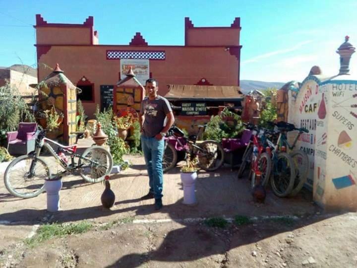 Maison d'hôtes La vallée des nomades Msemrir Exterior foto