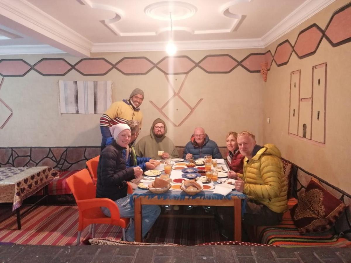 Maison d'hôtes La vallée des nomades Msemrir Exterior foto