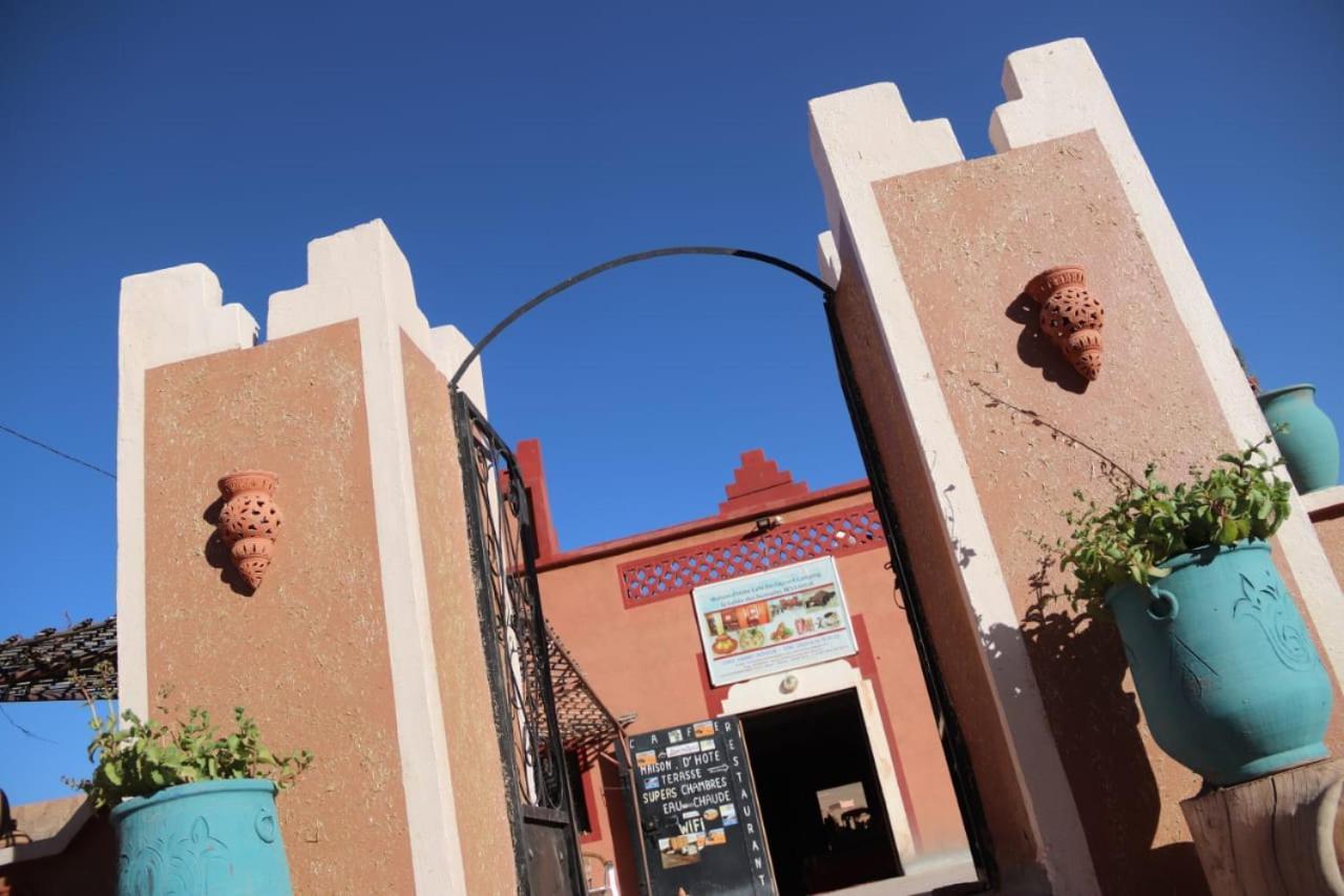 Maison d'hôtes La vallée des nomades Msemrir Exterior foto