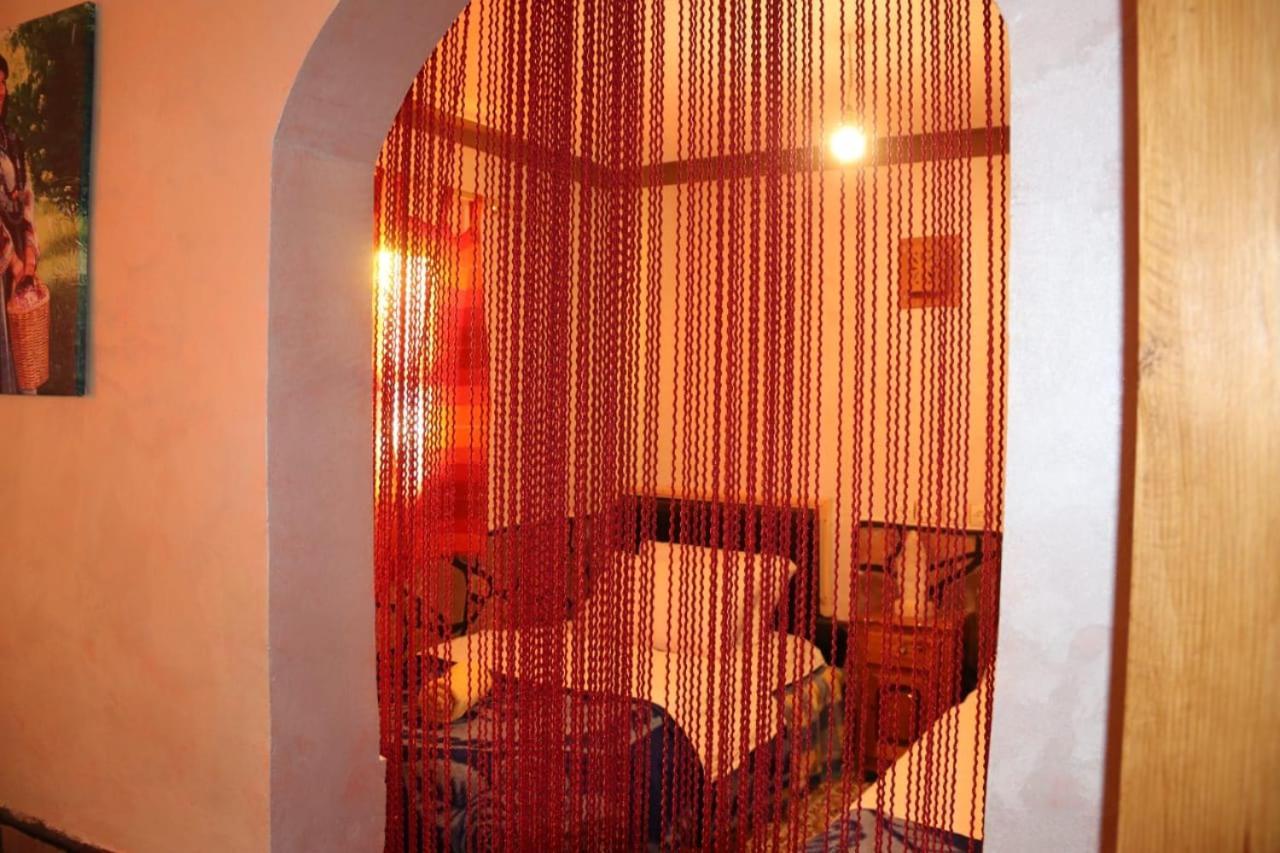 Maison d'hôtes La vallée des nomades Msemrir Habitación foto