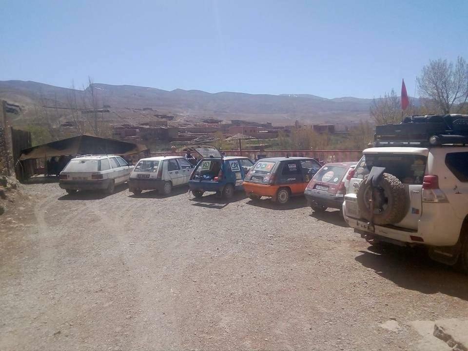 Maison d'hôtes La vallée des nomades Msemrir Exterior foto