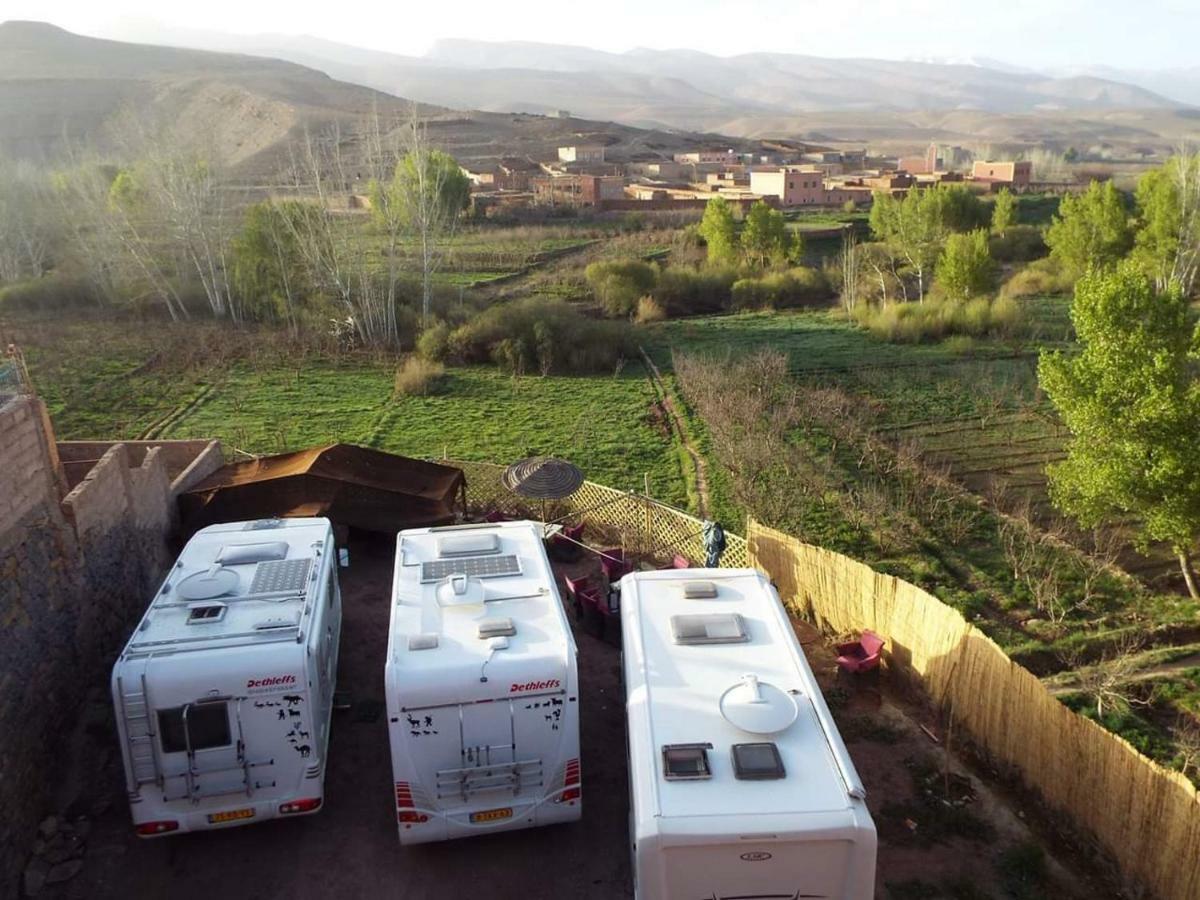 Maison d'hôtes La vallée des nomades Msemrir Exterior foto